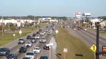 Traffic Cam Hattiesburg: US 98 at Lake Forgetful