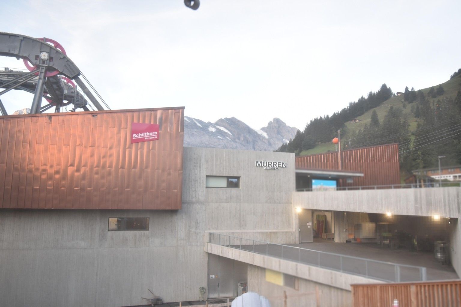 Lauterbrunnen: Eggli: Mürren Public