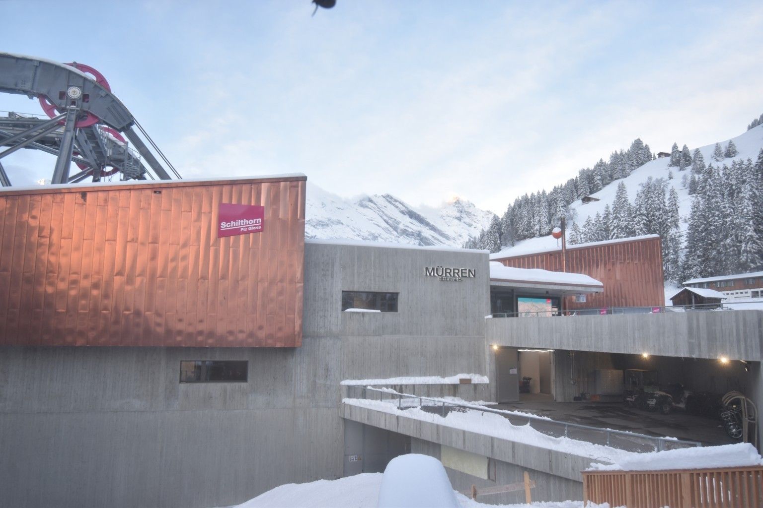 Lauterbrunnen: Eggli: Mürren Bau Public