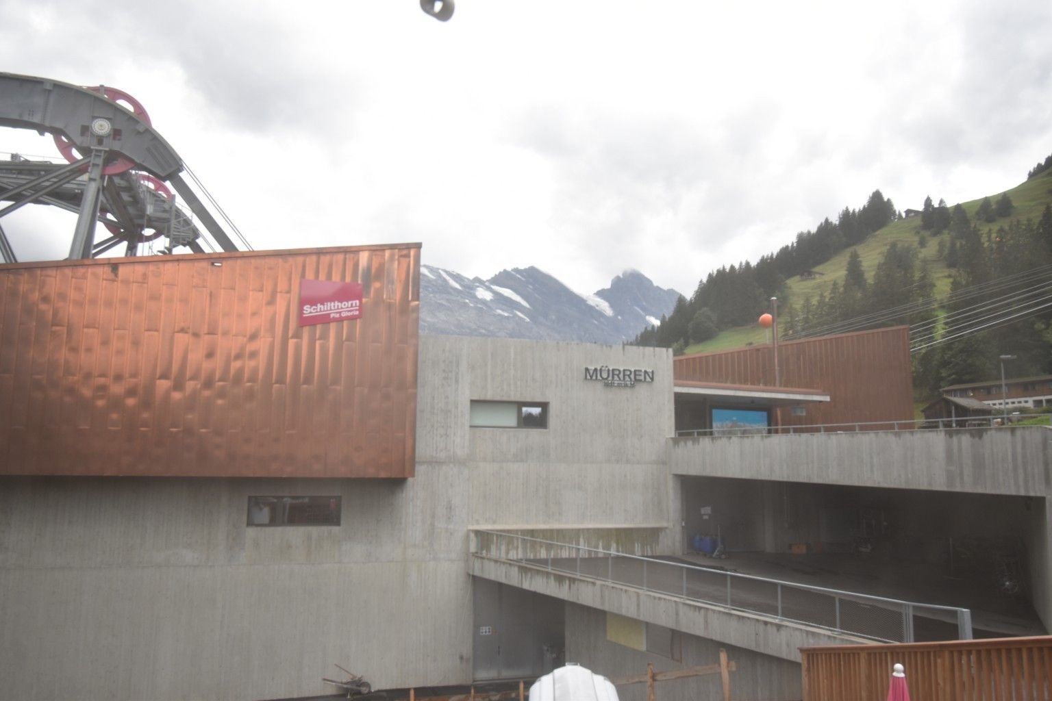 Lauterbrunnen: Eggli: Mürren Public