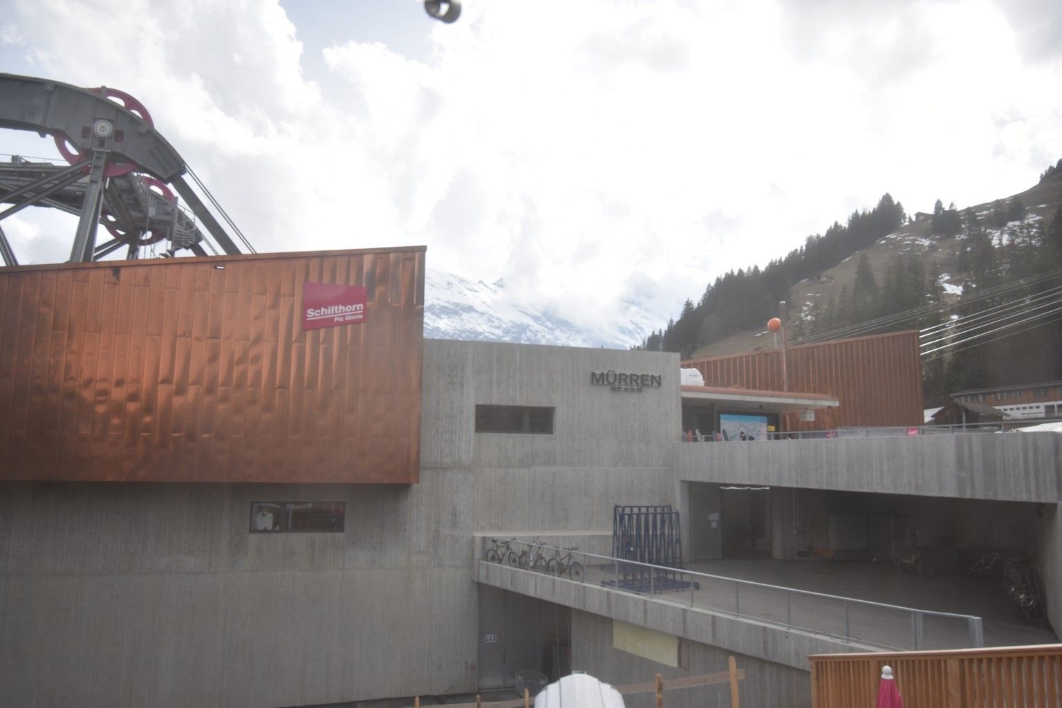 Lauterbrunnen: Eggli: Mürren Bau Public