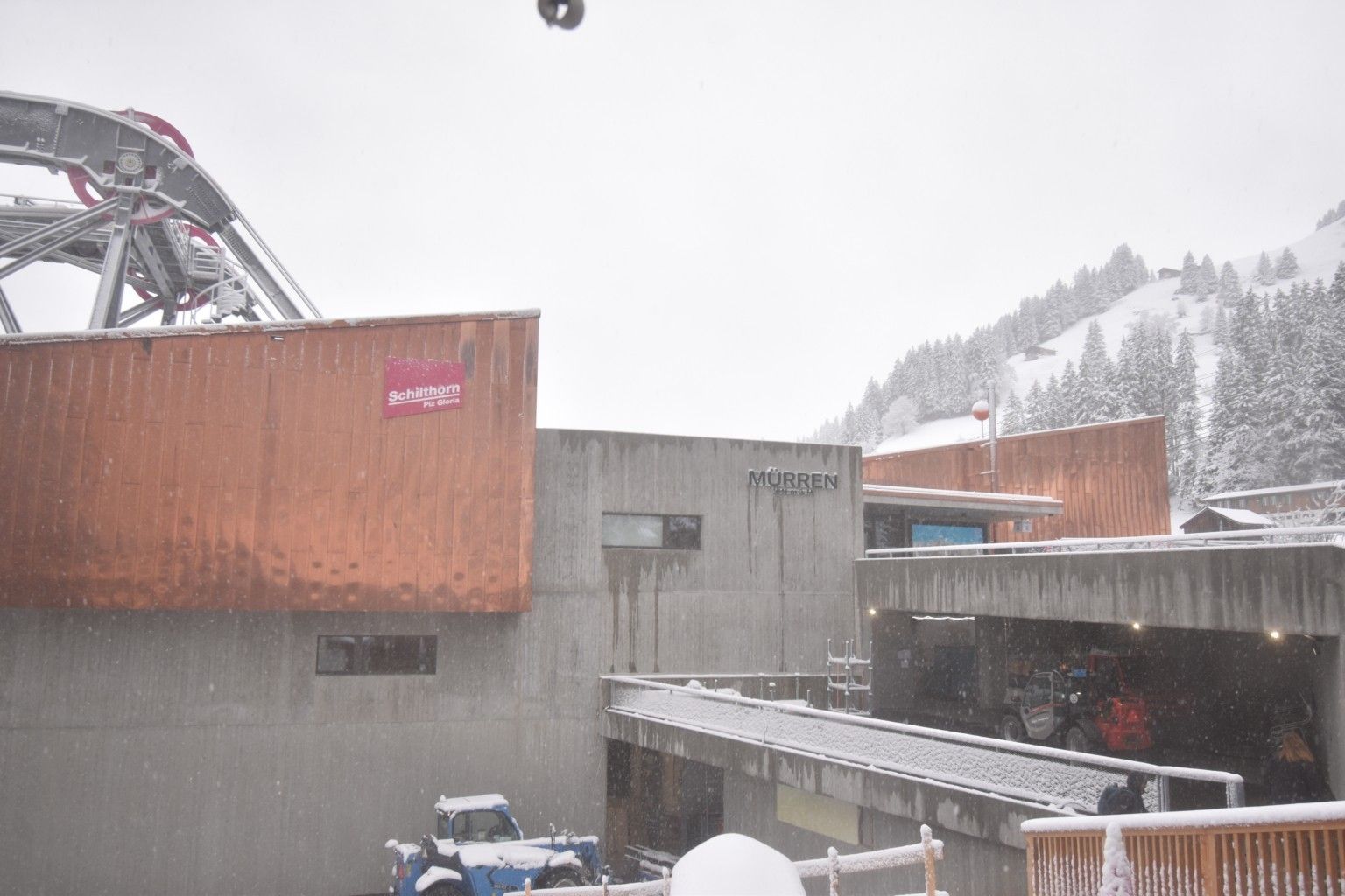 Lauterbrunnen: Eggli: Mürren Bau Public