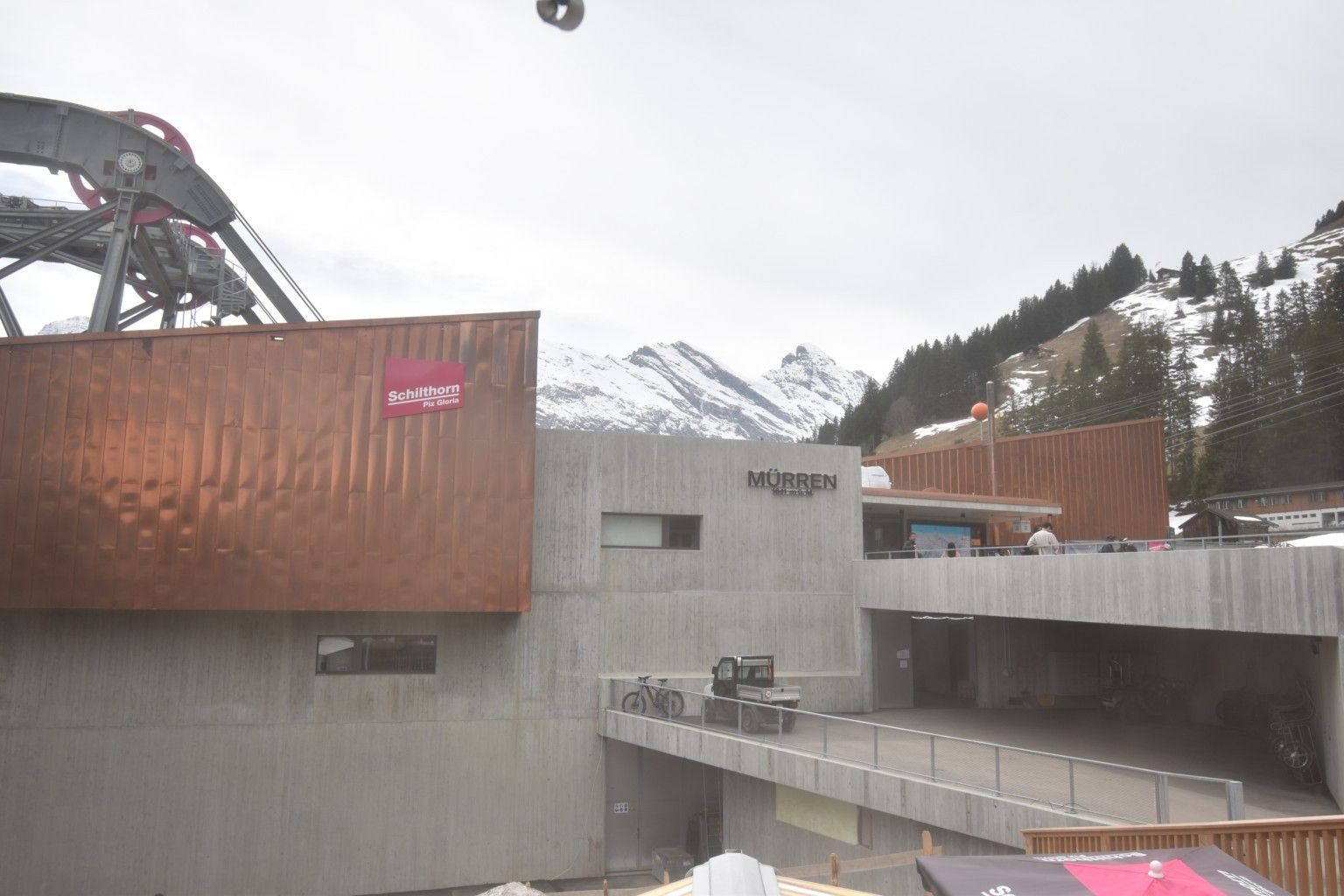 Lauterbrunnen: Eggli: Mürren Bau Public