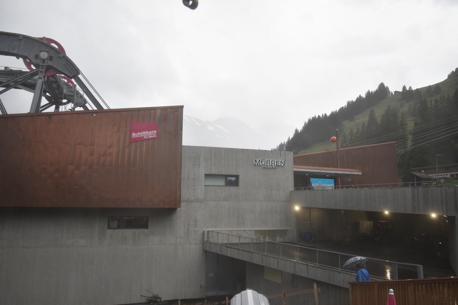 Lauterbrunnen: Eggli: Mürren Public