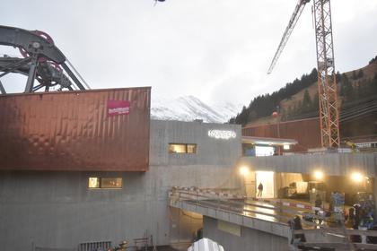 Lauterbrunnen: Eggli: Mürren Bau Public