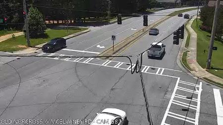 Traffic Cam Lawrenceville: 112113--2