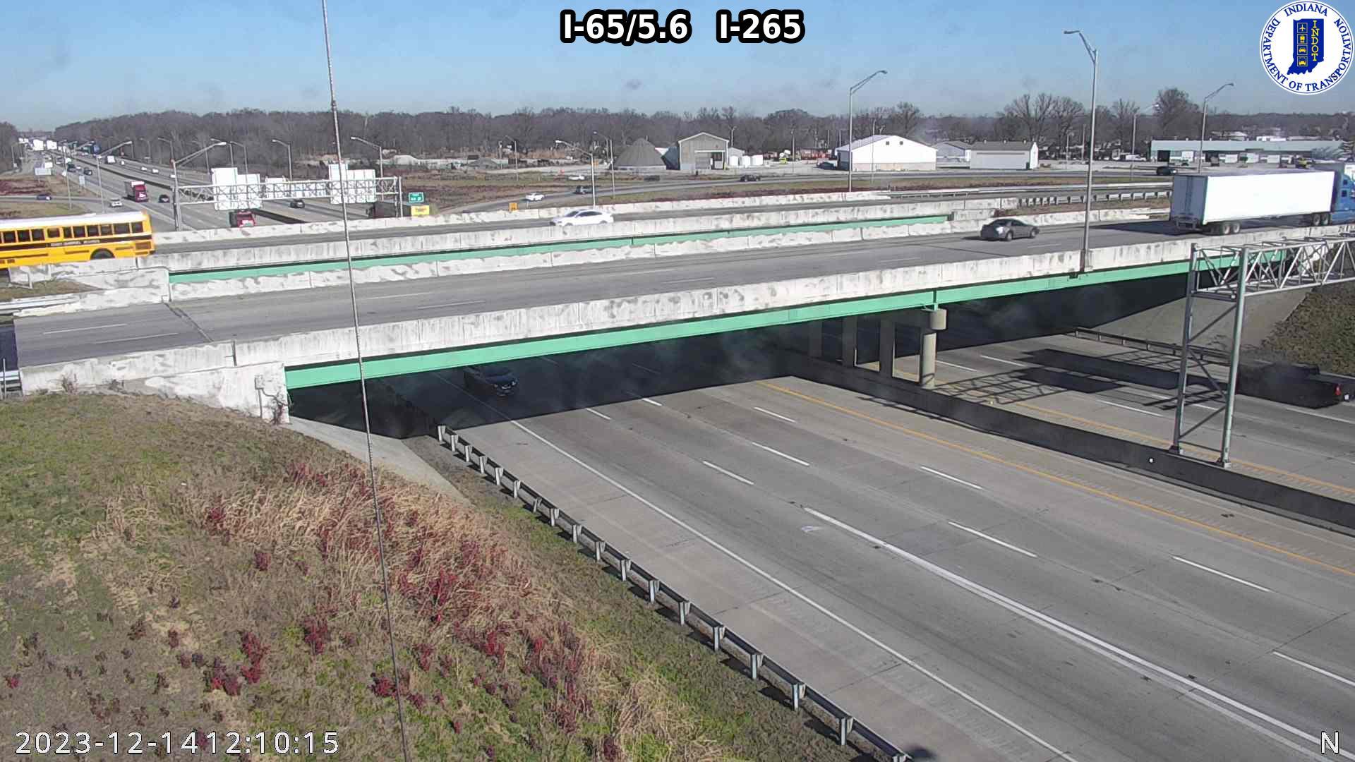 Traffic Cam Clarksville: I-65: I-65/5.6 I-265: I-65/5.6 I-265