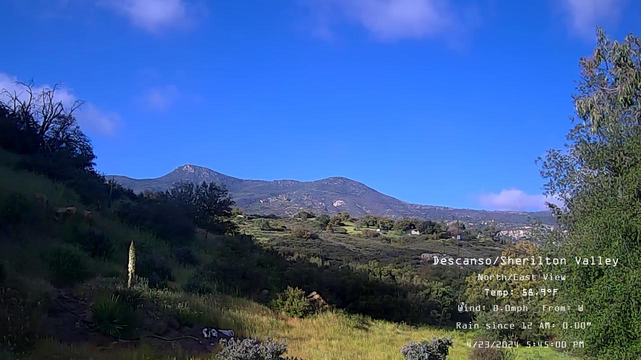 Traffic Cam Los Terrenitos › North: Cuyamaca Peak