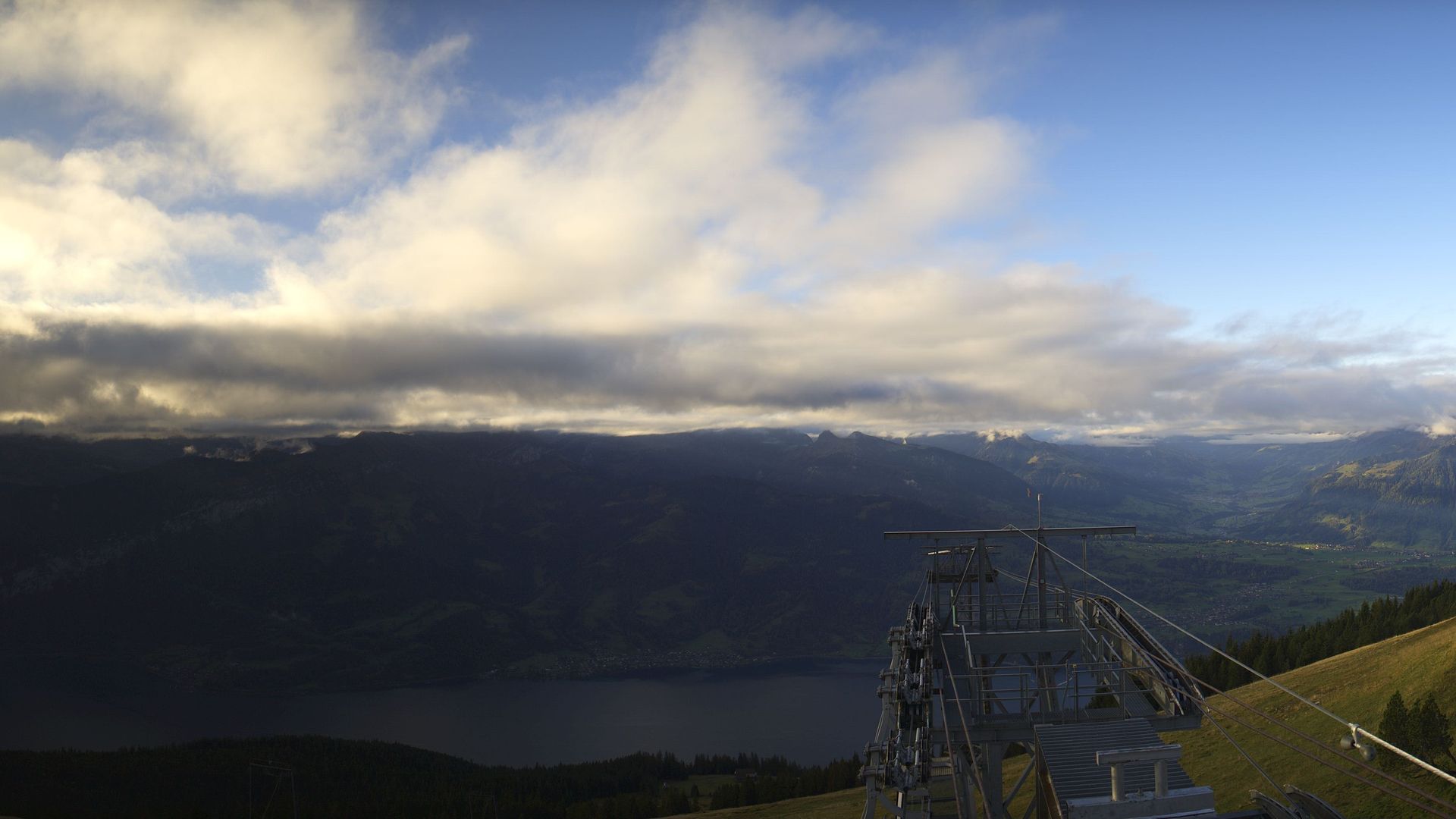 Traffic Cam Beatenberg: Niederhorn 2