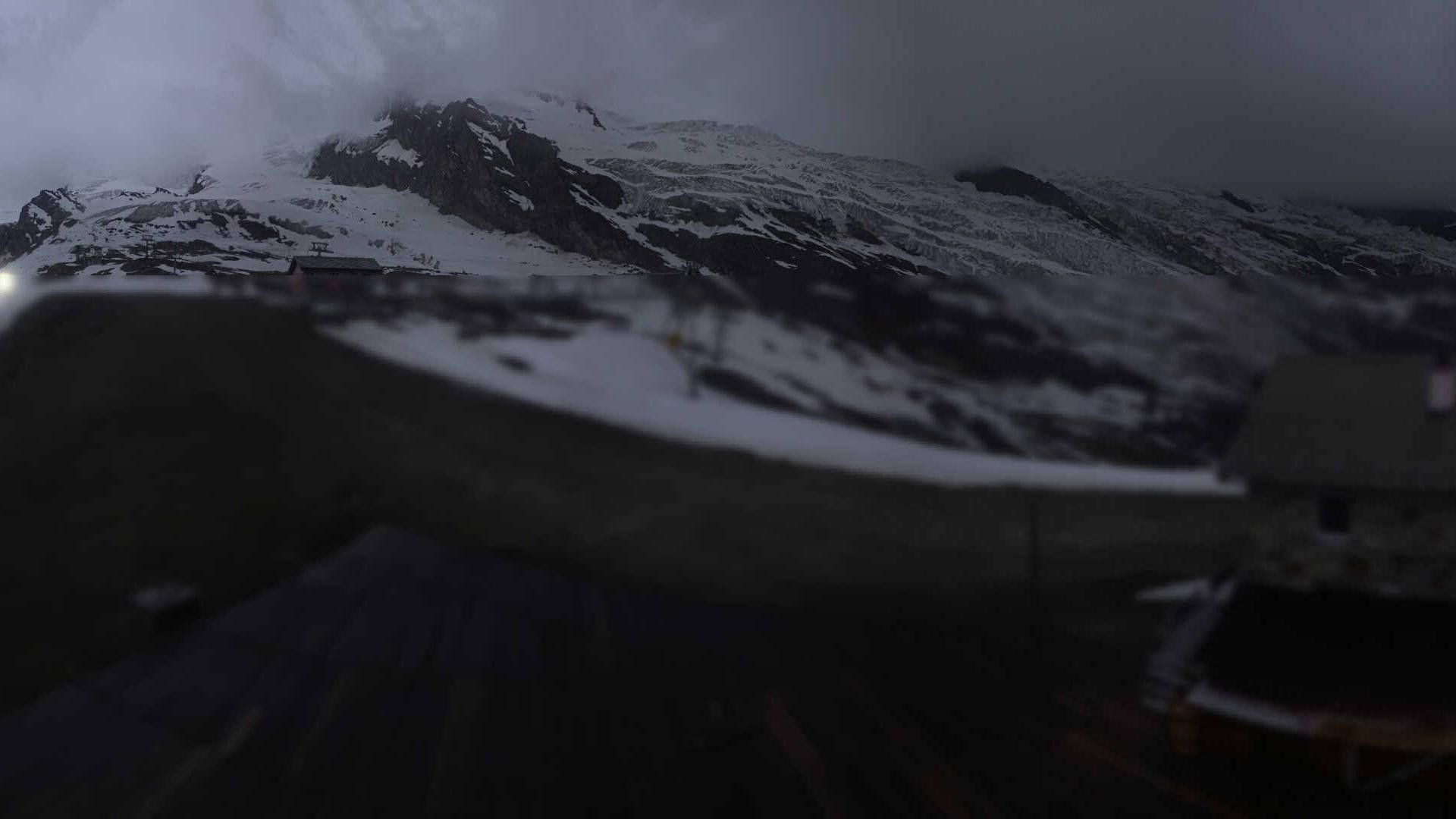 Saas-Fee › Osten: Längflue