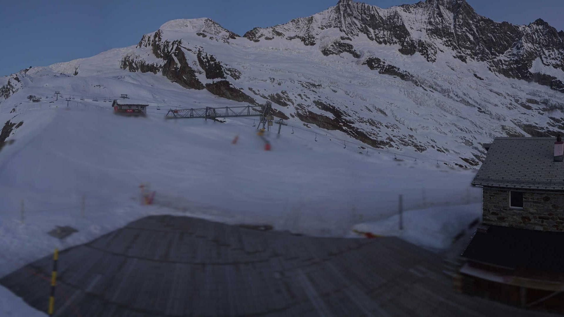 Saas-Fee › Osten: Längflue