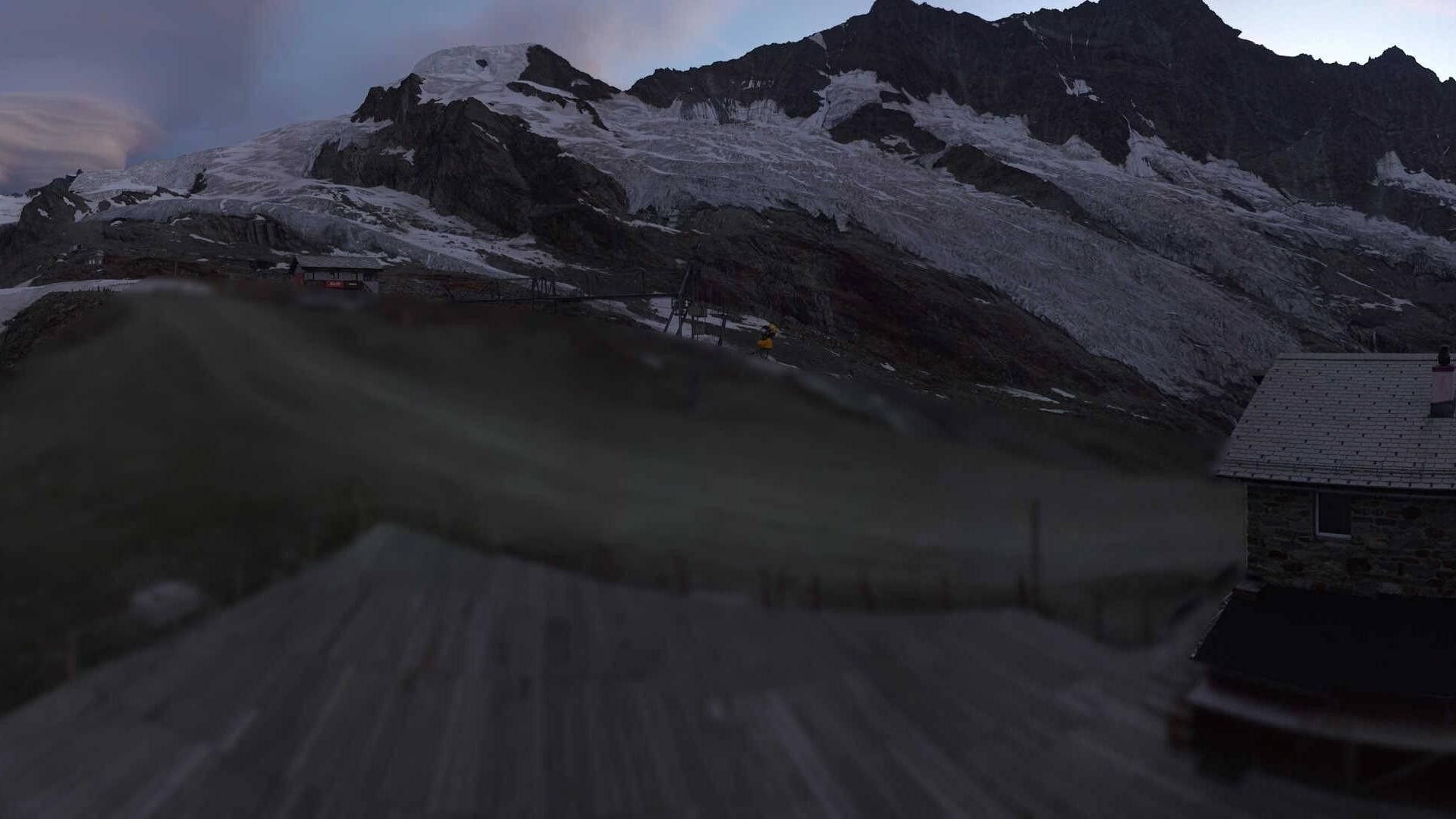 Saas-Fee › Osten: Längflue