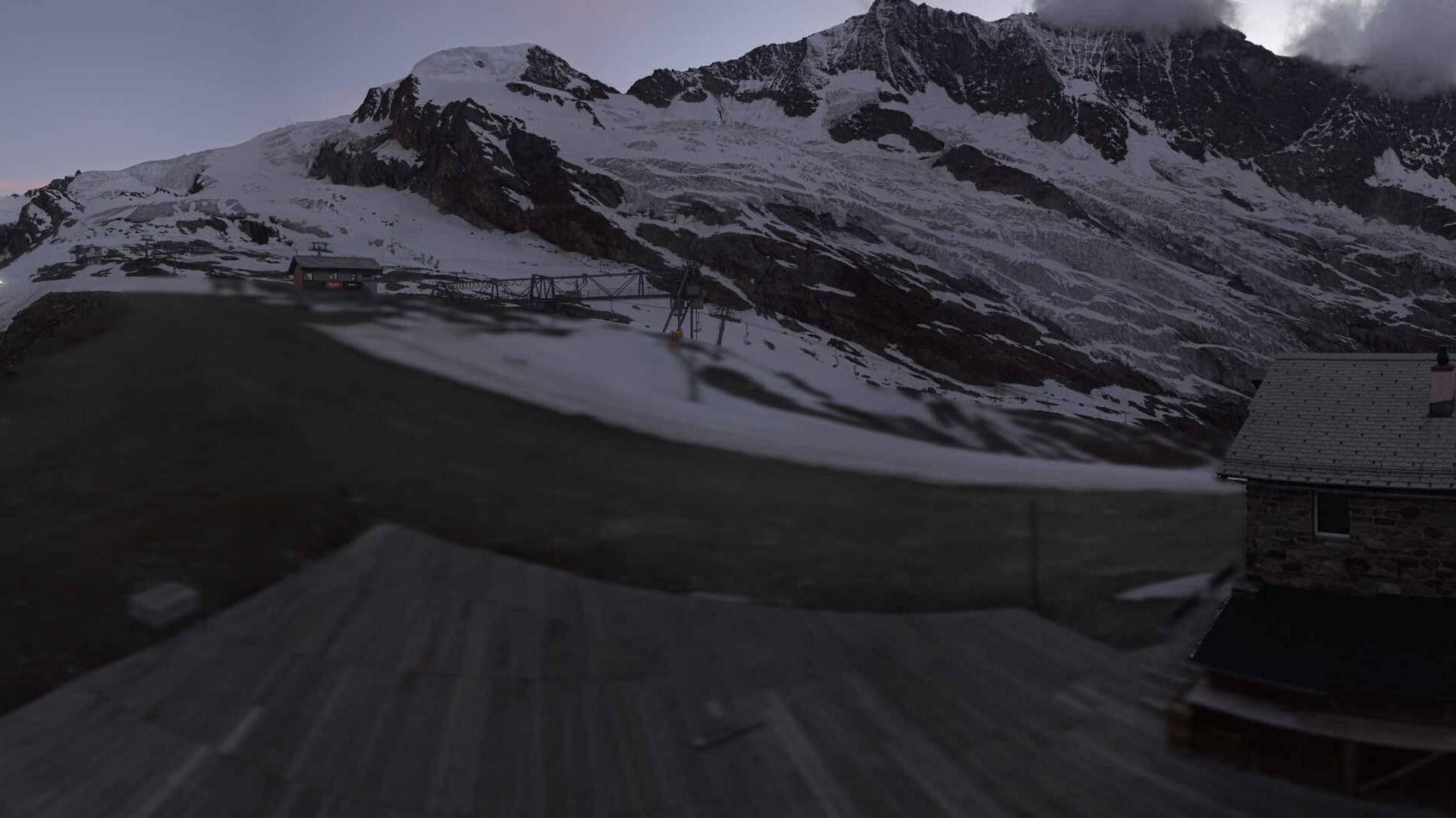 Saas-Fee › Osten: Längflue