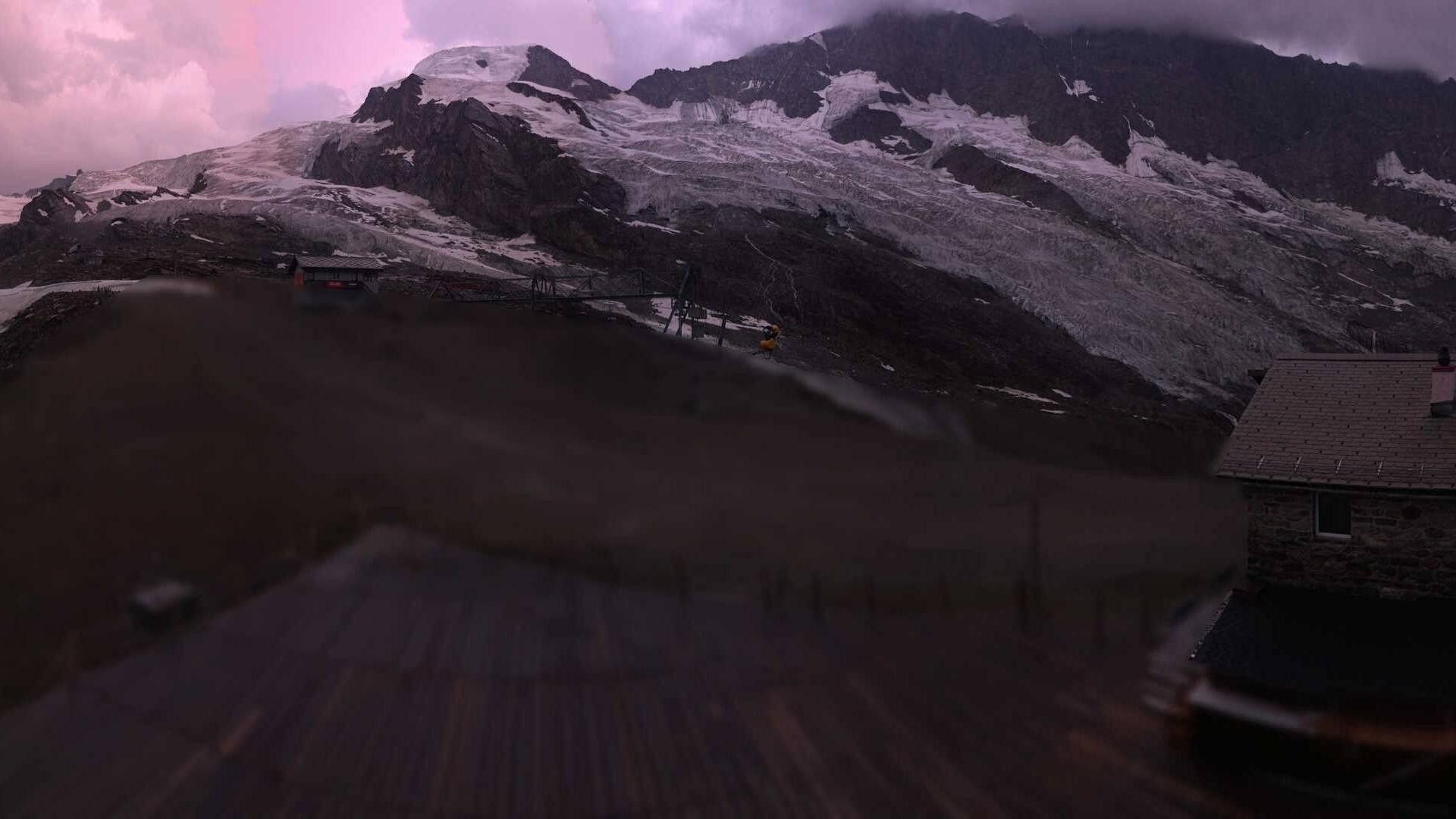 Saas-Fee › Osten: Längflue