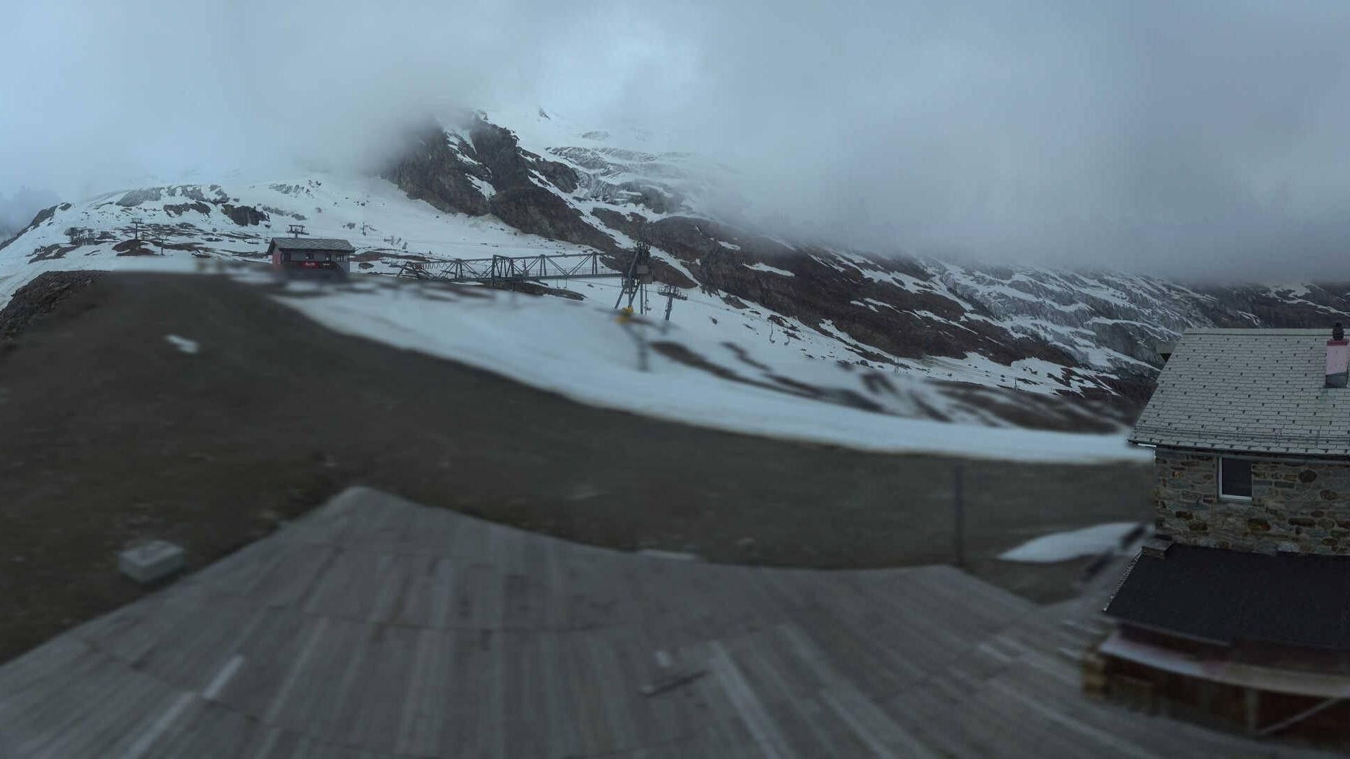 Saas-Fee › Osten: Längflue