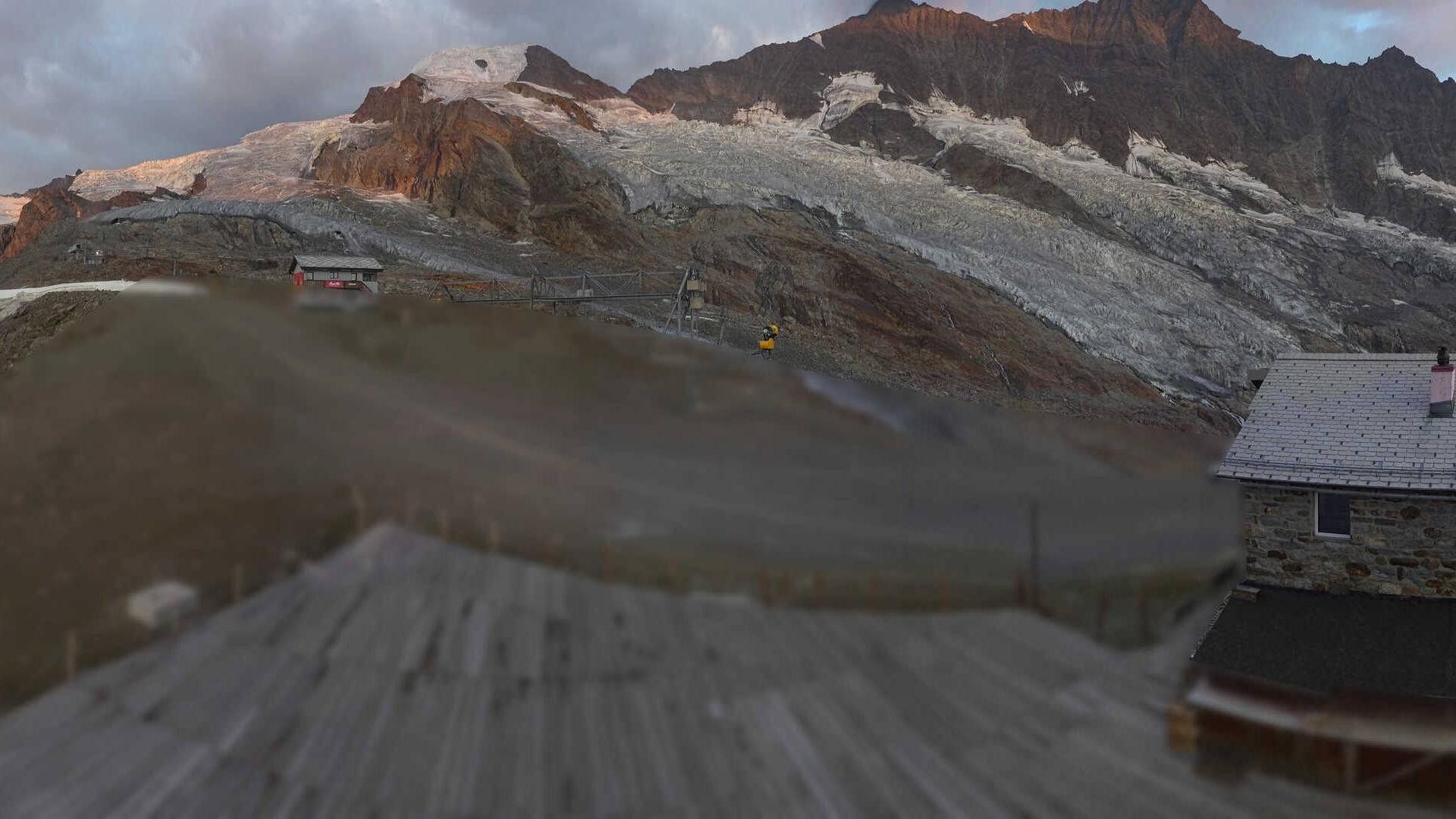 Saas-Fee › Osten: Längflue
