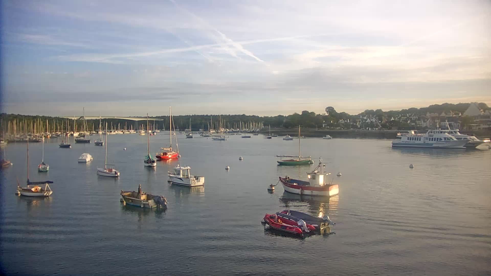 Traffic Cam Sainte-Marine: Combrit-Live