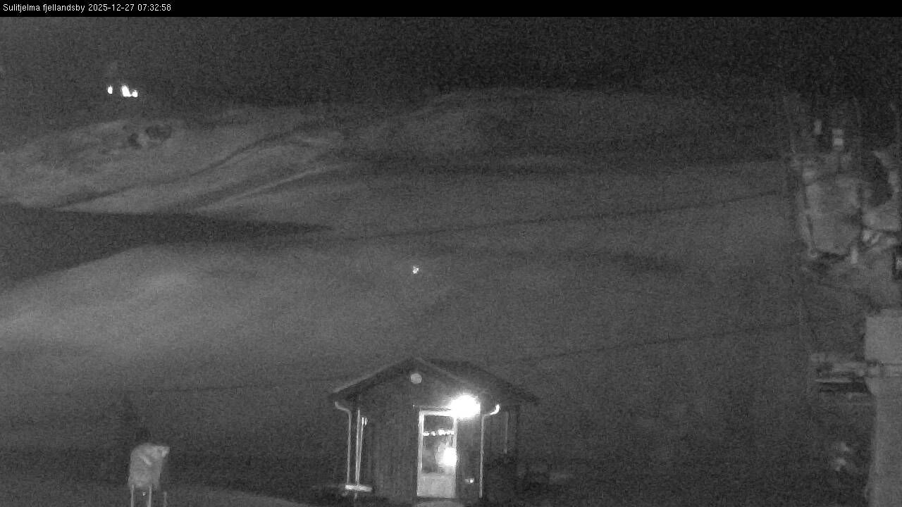 Traffic Cam Jakobsbakken › East: Sulitjelma Mountain Village