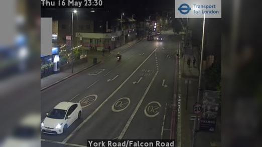 Traffic Cam London: York Road/Falcon Road