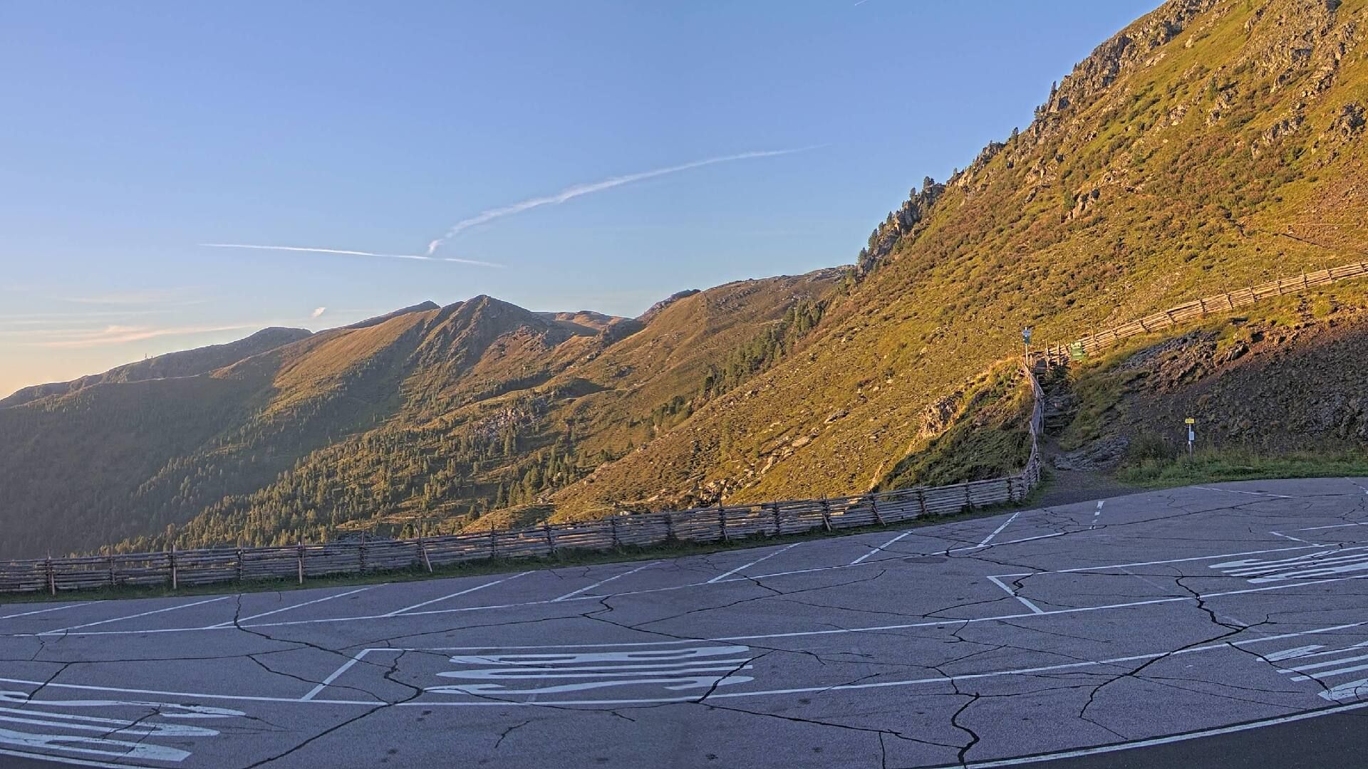 Traffic Cam Reichenau: Nockalmstraße - Glockenhütte