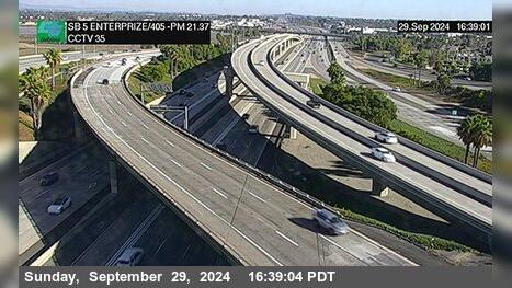 Traffic Cam Los Olivos › South: I-5 : Enterprise Street - I-405