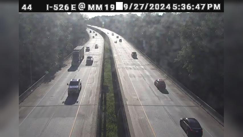 Traffic Cam North Charleston: I-526 E @ MM