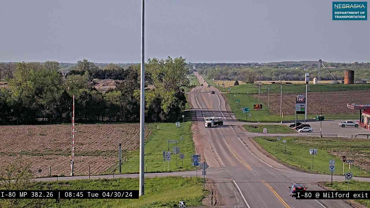 Traffic Cam Ruby: I-80: Milford Exit: Interstate View