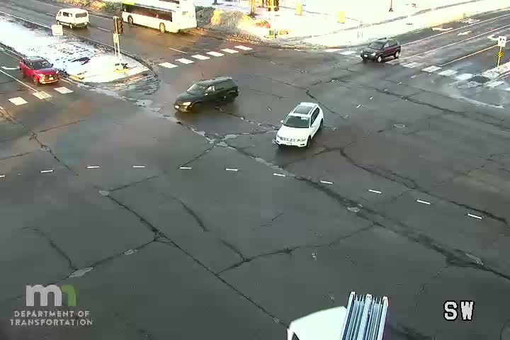 Traffic Cam Fridley: T.H.47 SB @ 57th Ave