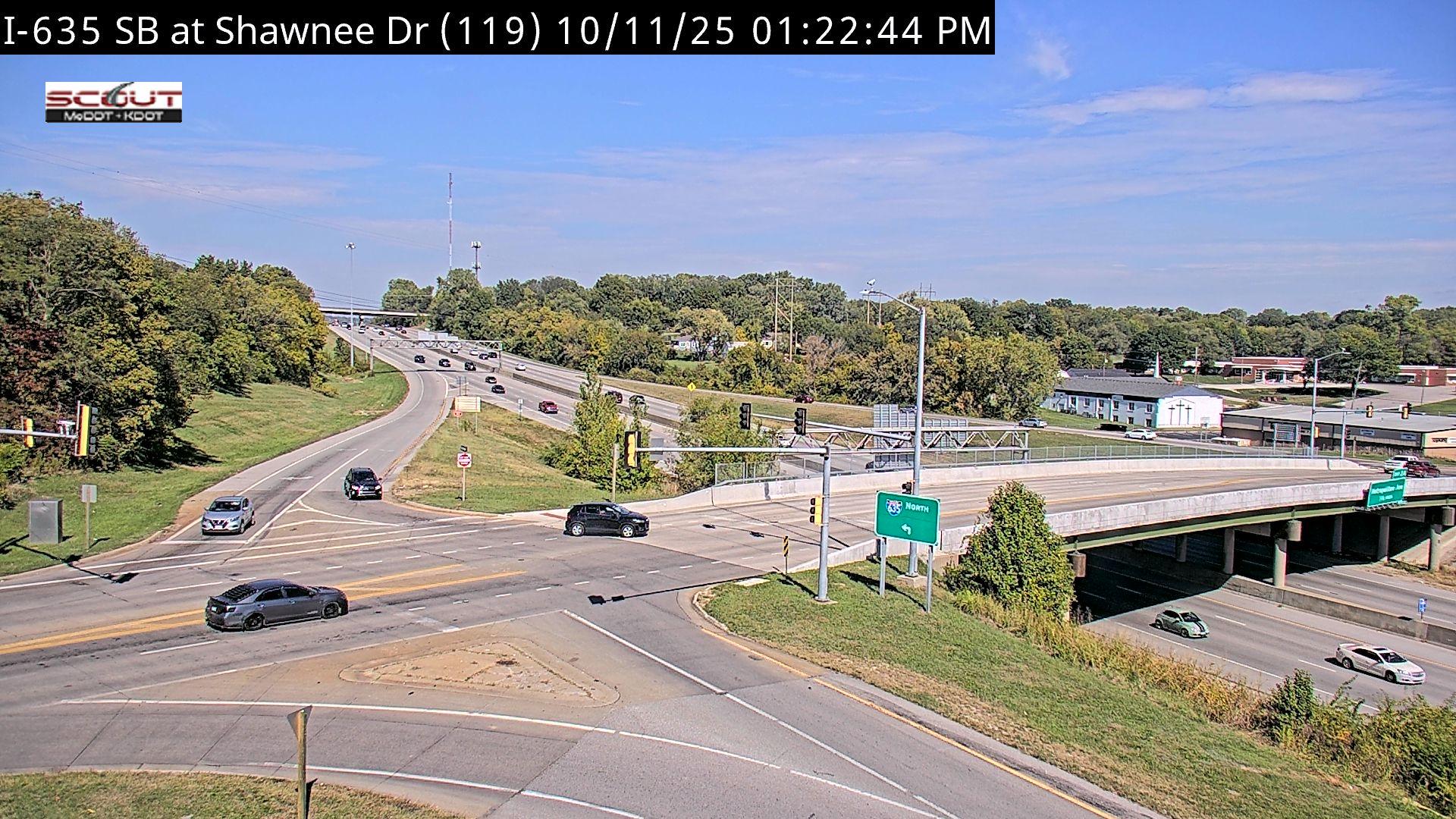 Traffic Cam Kansas City: I- S @ SHAWNEE DR