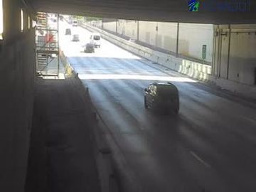 Traffic Cam Society Hill: I-95 @ MM 21 (NORTHBOUND PENNS LANDING TUNNEL)