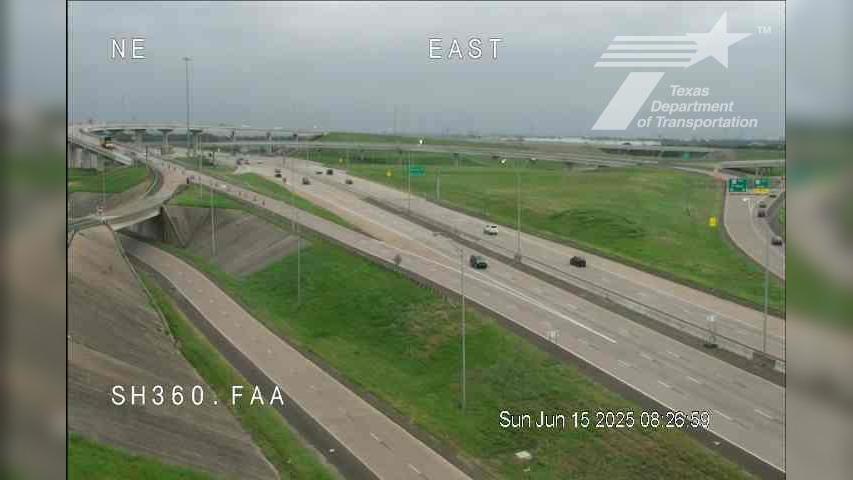 Traffic Cam Fort Worth › North: SH 360 @ FAA