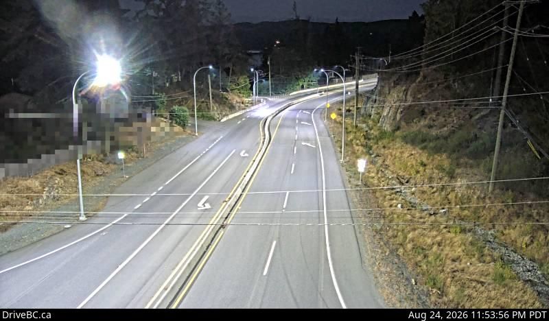 Traffic Cam Sooke › West: Hwy 14 at Glinz Lake Road, looking west