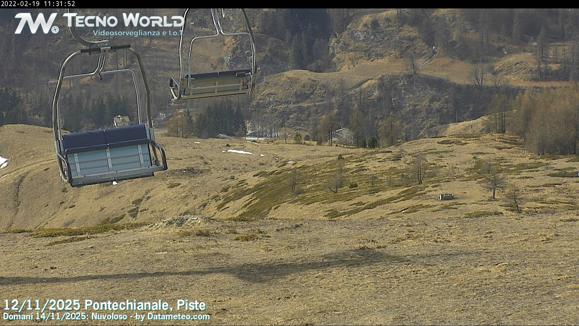Traffic Cam Pontechianale: › South: arrivo seggiovia