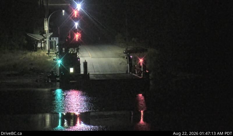 Traffic Cam Harrop › North: Ferry Landing, on south side of Kootenay Lake, looking at the north side landing