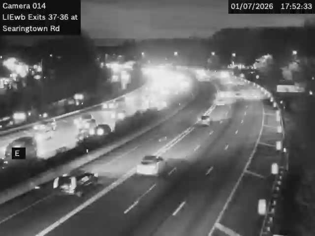 Traffic Cam Munsey Park › West: I-495 at Searingtown Road