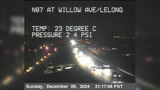 Traffic Cam Willow Glen › North: TVC85 -- SR-87 : N87 at Lelong St OR