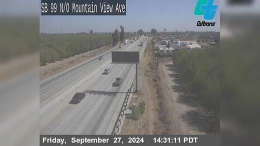 Traffic Cam Selma › South: FRE-99-N/O MT VIEW AVE