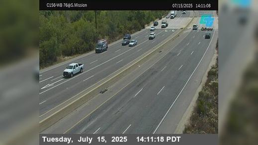 Traffic Cam Bonsall › West: C156) WB 76 : Mission Avenue