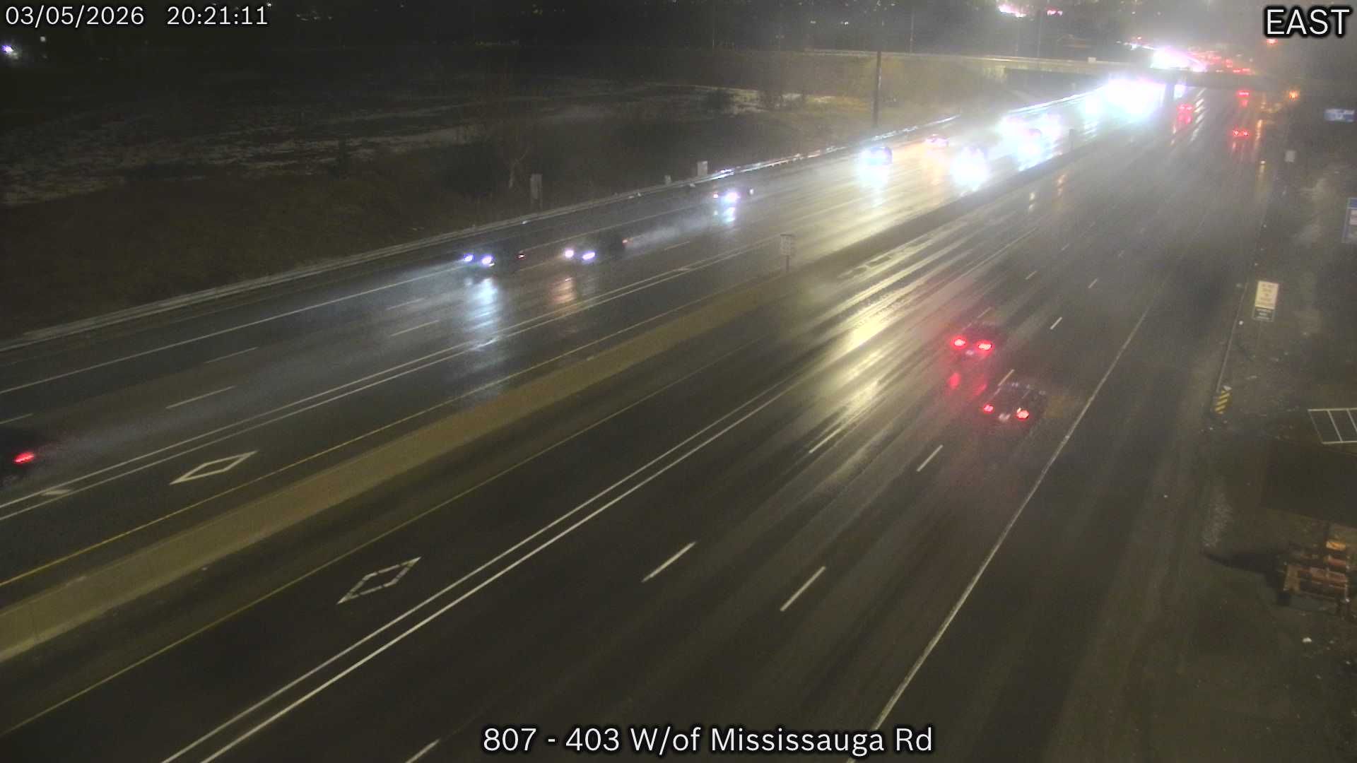 Traffic Cam Mississauga: Highway 403 near West of - Rd