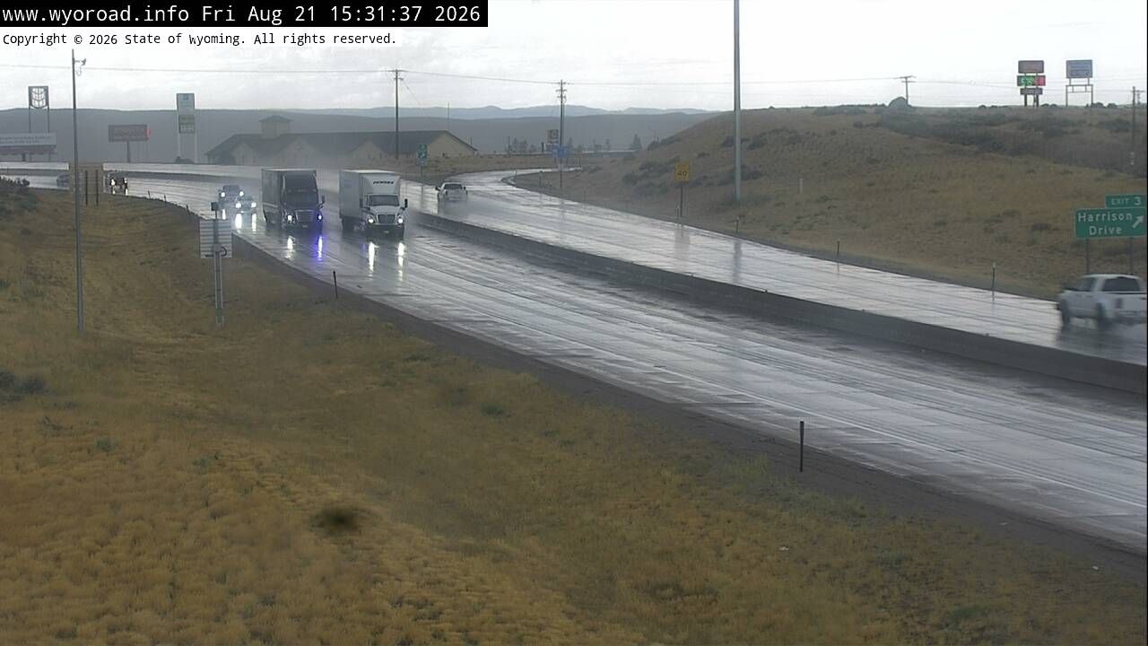 Traffic Cam Uinta › West: Church Butte - WEST