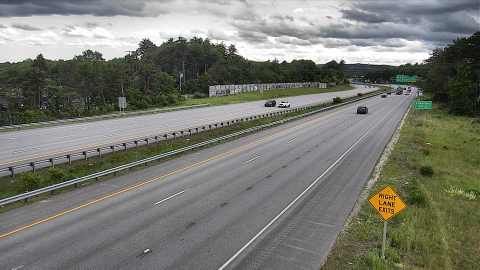 Traffic Cam Manchester › North: 293 N MM 2.2