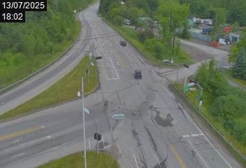 Traffic Cam Chelsea › South: Alonzo-Wright Bridge - Quebec Route 105