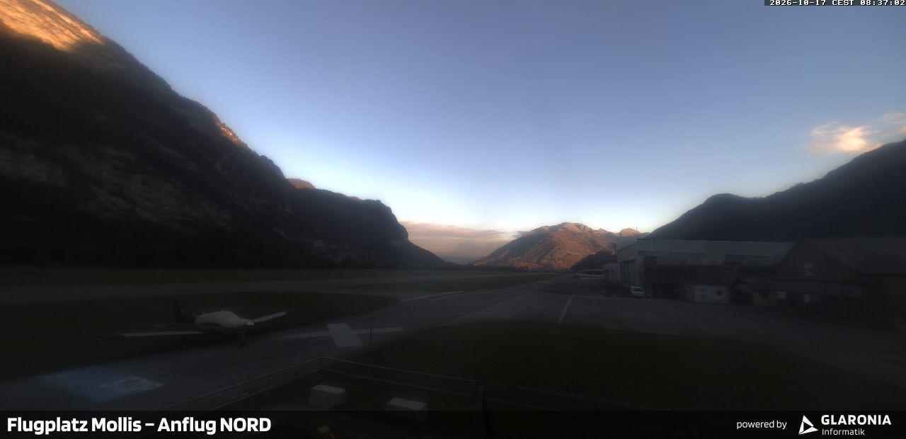 Glarus Nord › Norden: Mollis Airport