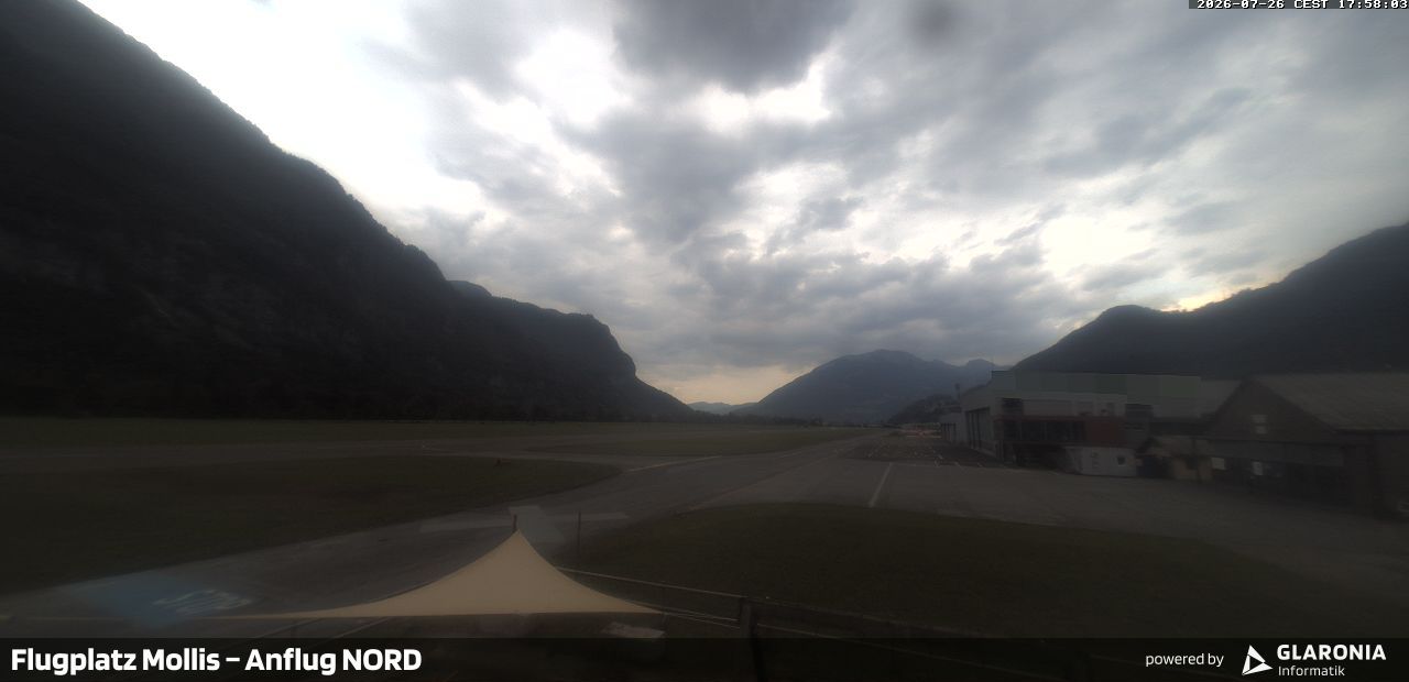 Glarus Nord › Norden: Mollis Airport