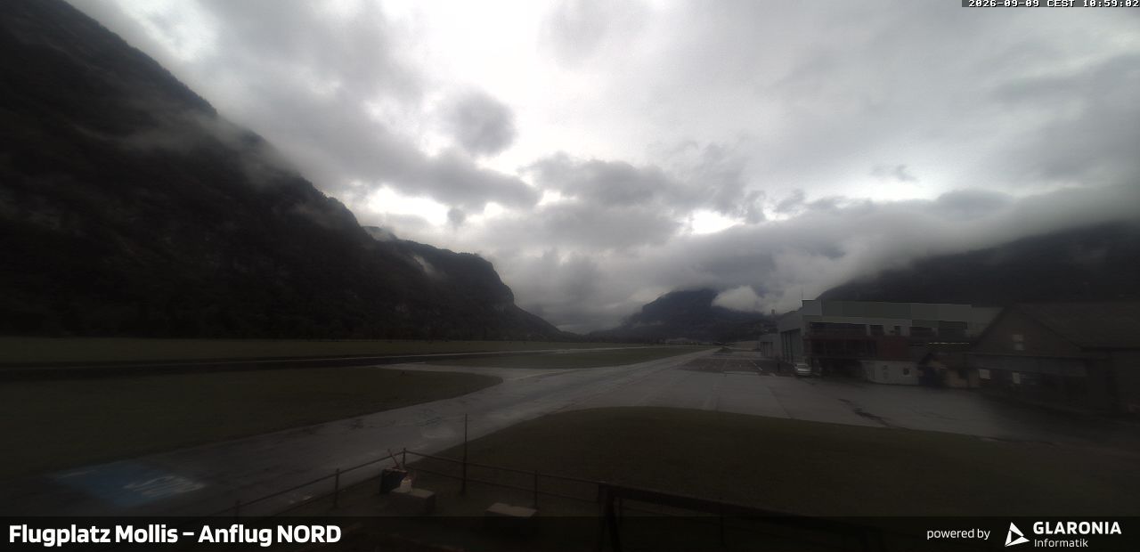 Glarus Nord › Norden: Mollis Airport