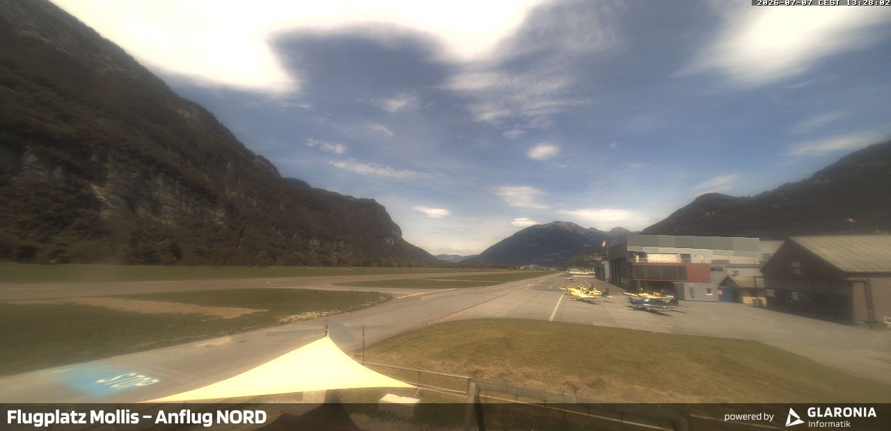 Glarus Nord › Norden: Mollis Airport