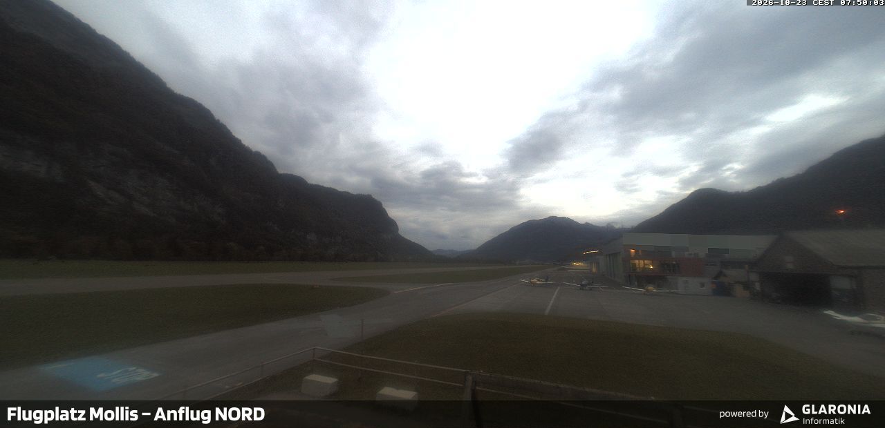 Glarus Nord › Norden: Mollis Airport