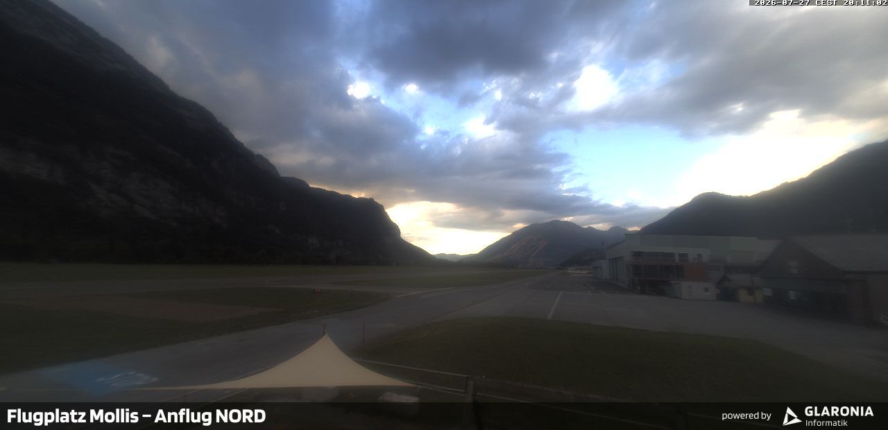 Glarus Nord › Norden: Mollis Airport