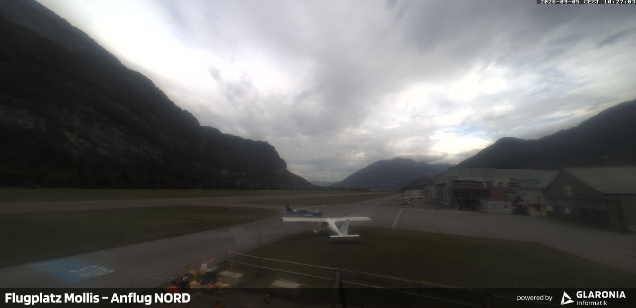 Glarus Nord › Norden: Mollis Airport
