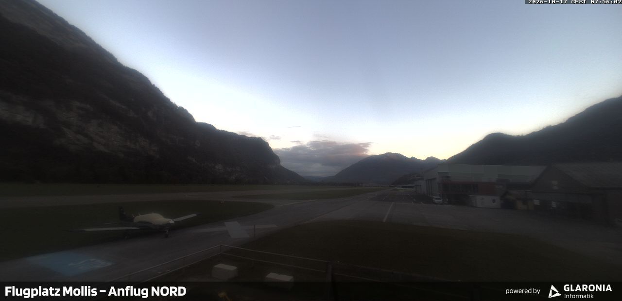 Glarus Nord › Norden: Mollis Airport